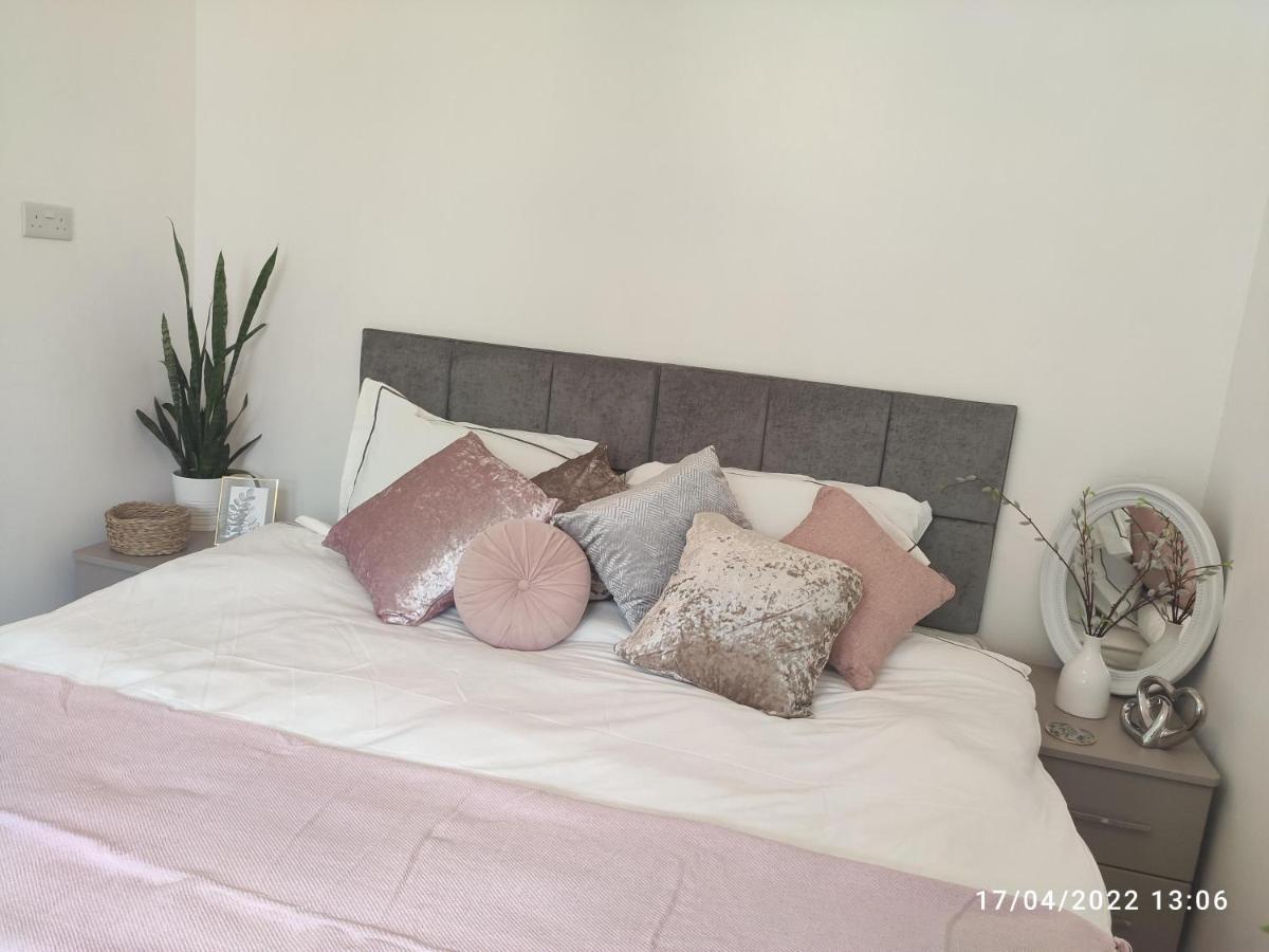 Hale Lodge Лондон Екстериор снимка