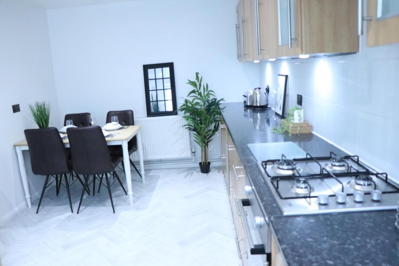 Hale Lodge Лондон Екстериор снимка