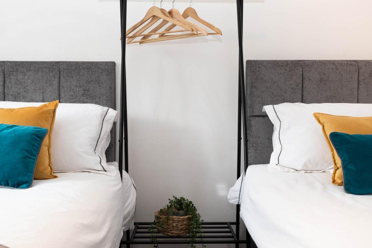 Hale Lodge Лондон Екстериор снимка